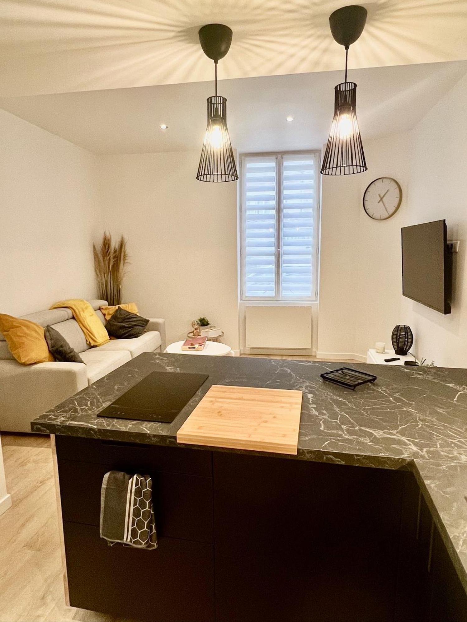 Bulles De Bonheur - Hyper Centre D'Epernay Apartment ภายนอก รูปภาพ